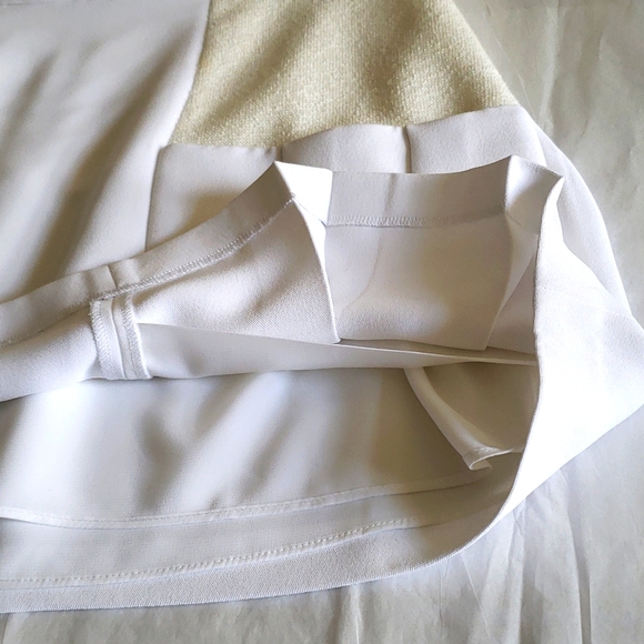 ALICE + OLIVIA New Pleat Flair Mini Skirt Contrast Knit White Size 8 Women's - Picture 6 of 11